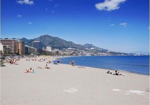 Sunshine flat on the beach