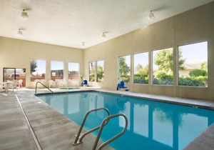 Super 8 by Wyndham Kennewick