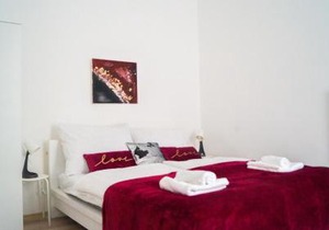Superb 3 Apt Complex for 9P near Wiener Stadthalle