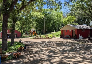 Swan Lake Resort & Campground - Lakeside Cabin #3