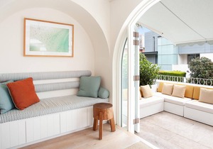 Sydney Spritz, Darling Point(IH) - Amalfi-inspired home with private Harbour Bridge-view bar