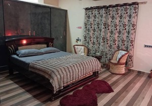 T2- Lovely 2 bedroom hill view with covered parking