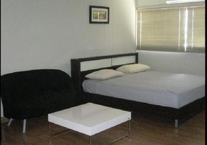 T8 Guest House Don Mueang Challenger triple room