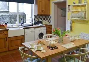 Tastefully furnished, this holiday property lies just a short walk to Rothbury town centre.