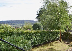 Tastefully furnished, this holiday property lies just a short walk to Rothbury town centre.