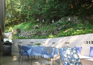 Tazelaar Cottage Home
