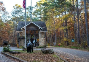 Tentrr State Park Site - Mississippi Tishomingo State Park - Haynes Lake South D