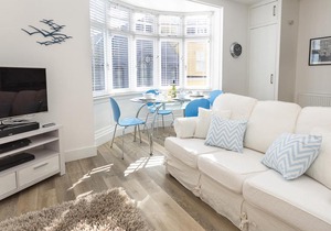 The Apartment, Newcomen Road
