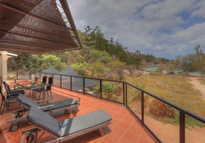 The Beach House at Arthur Bay