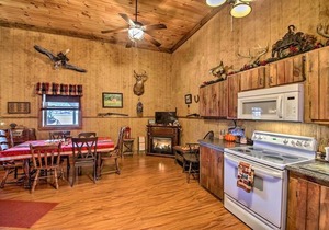 The Bovard Lodge Rustic Cabin Near Ohio River!