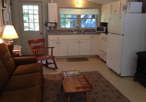 The Carriage House - A Cozy Beach Cottage With Spectacular Ocean Views