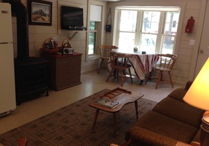 The Carriage House - A Cozy Beach Cottage With Spectacular Ocean Views