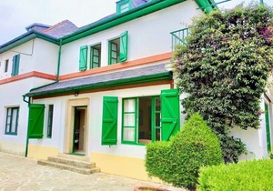 The Cliffs - Covas Seabreeze Cottage