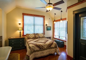 The Inn at Croftville Road Cottages #4. On the Shore of Lake Superior.