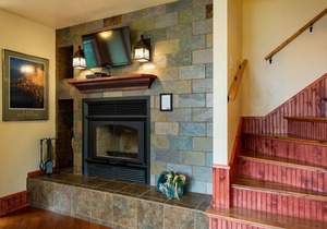 The Inn at Croftville Road Cottages #5. On the Shore of Lake Superior.