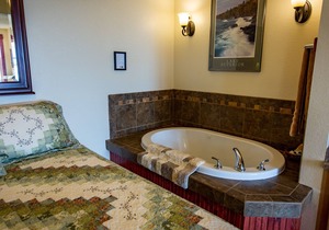 The Inn at Croftville Road Cottages #7. On the Shore of Lake Superior.