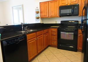 The Inn at Dauphin Island 106 1BR Walks right out to Pools and Beach!