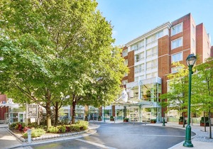 The Inn at Penn, A Hilton Hotel