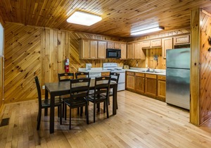 The Lodge-Cab.16 at MC Marina on Dale Hollow Lake near Standing Stone State Park