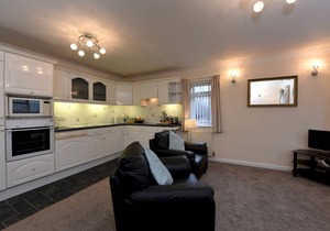 The Mews - Two Bedroom Apartment, Sleeps 6