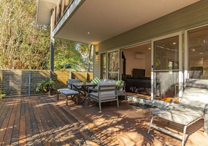 The Palms- situated across the road from the Booti Booti National Park and Elizabeth Beach