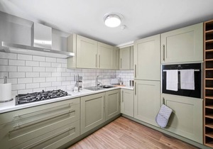 The Perfect 2 Bed Apartment in Yorkshire - Parking