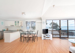 The Poplars Unit 30 34 Magnus Street