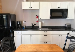 The Red Station by Glacier - Cabin #9 with AC and laundry