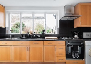 The River Thames Retreat - 3BDR Apartment in Fulham with Garden