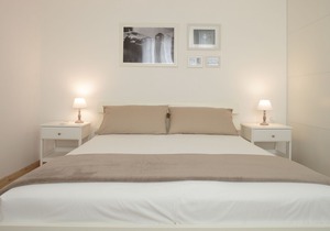 THE RIVERSIDE SUITE and POOL near VENICE