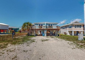 The Sand & Surf Beach House A & B