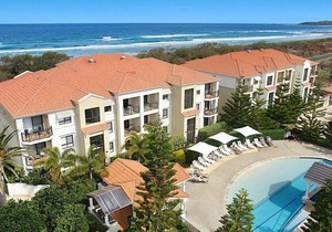 The Sands 2/20 Pacific Parade Opposite beach plus Air