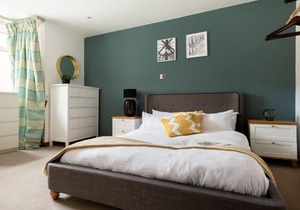 The Southwick Sanctuary - Large & Modern 6BDR with Terrace