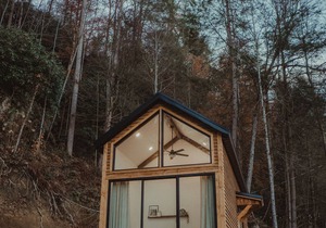 The Stoic - Tiny Cabin in RRG