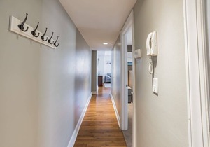 This apartment is a 1 bedroom (s), 1 bathrooms, located in Philadelphia, PA.