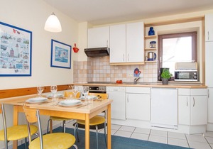 This comfortable 3-room apartment on the 3rd floor.