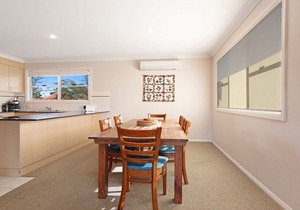 Tokelau 3 - Tuncurry Townhouse