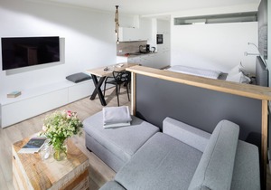 Top sea view, one-room apartment, modern, directly on the beach with sauna and WLAN