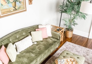 Totally HIP Bohemian Suite- Downtown Sandusky Oh- BOOK NOW!
