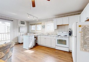 Tower Shores - 39575 Admiral