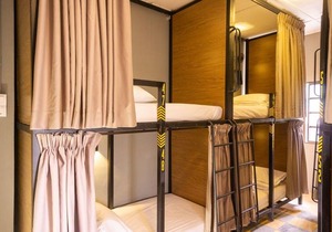 Traveller Bunker Hostel 1