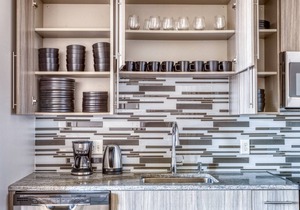 Trendy H Street 2 BR w/ Gym & Pool, near Union Station, by Blueground