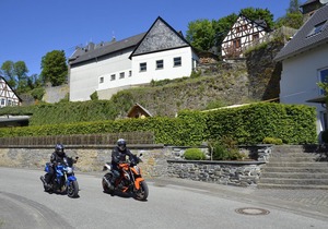 Triple room Shower / WC, TV - Landhotel Karrenberg