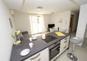Two bedroom apartment with terrace Promajna, Makarska (A-17160-b)
