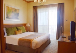Two Bedroom Apartment Near Al Khan Super Market By Luxury Bookings AB