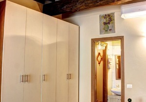 Typical rustic apartment in the heart of Tuscany, Chianti area, Florence.