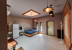 Ulsan (Baenaegol) Libe Pension
