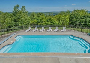 Under the Stars: Private Indoor & Outdoor Pools, 2 Hot Tubs, & BIG Lake Views