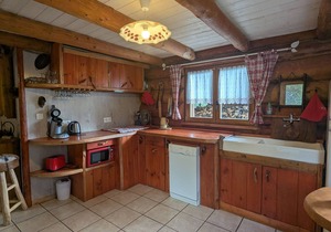 Unique log house with balcony and terrace in the Vosges