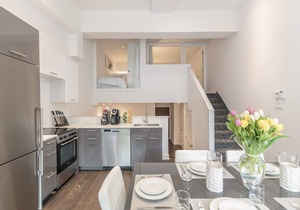 Unwind in a Multilevel Loft in the Heart of Trendy Mile End